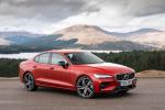Volvo S60 T5 R-Design 2019 года (UK)